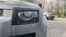 Land Rover Defender 3.0 D250 X-Dynamic SE 110 5dr Auto Diesel Estate